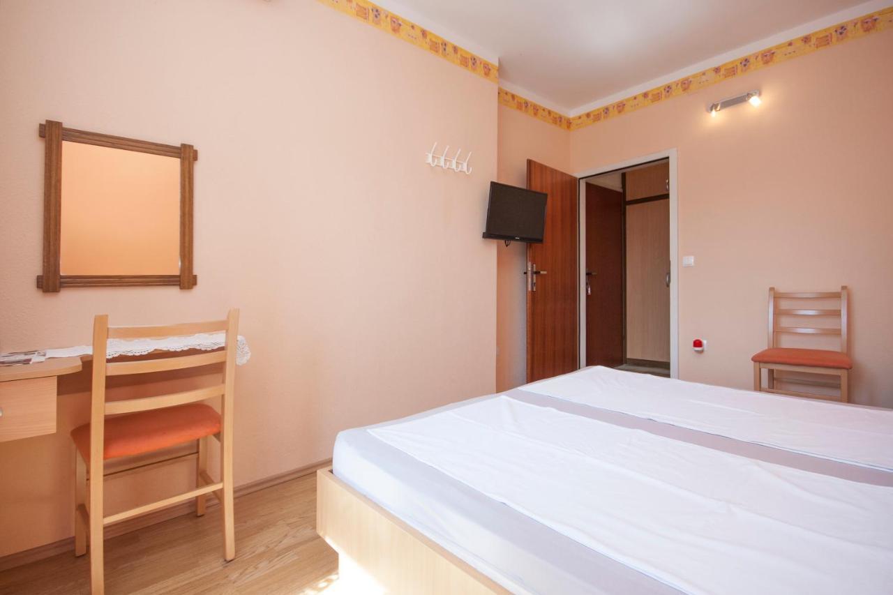 Villa Daniela Brodarica  Cameră foto