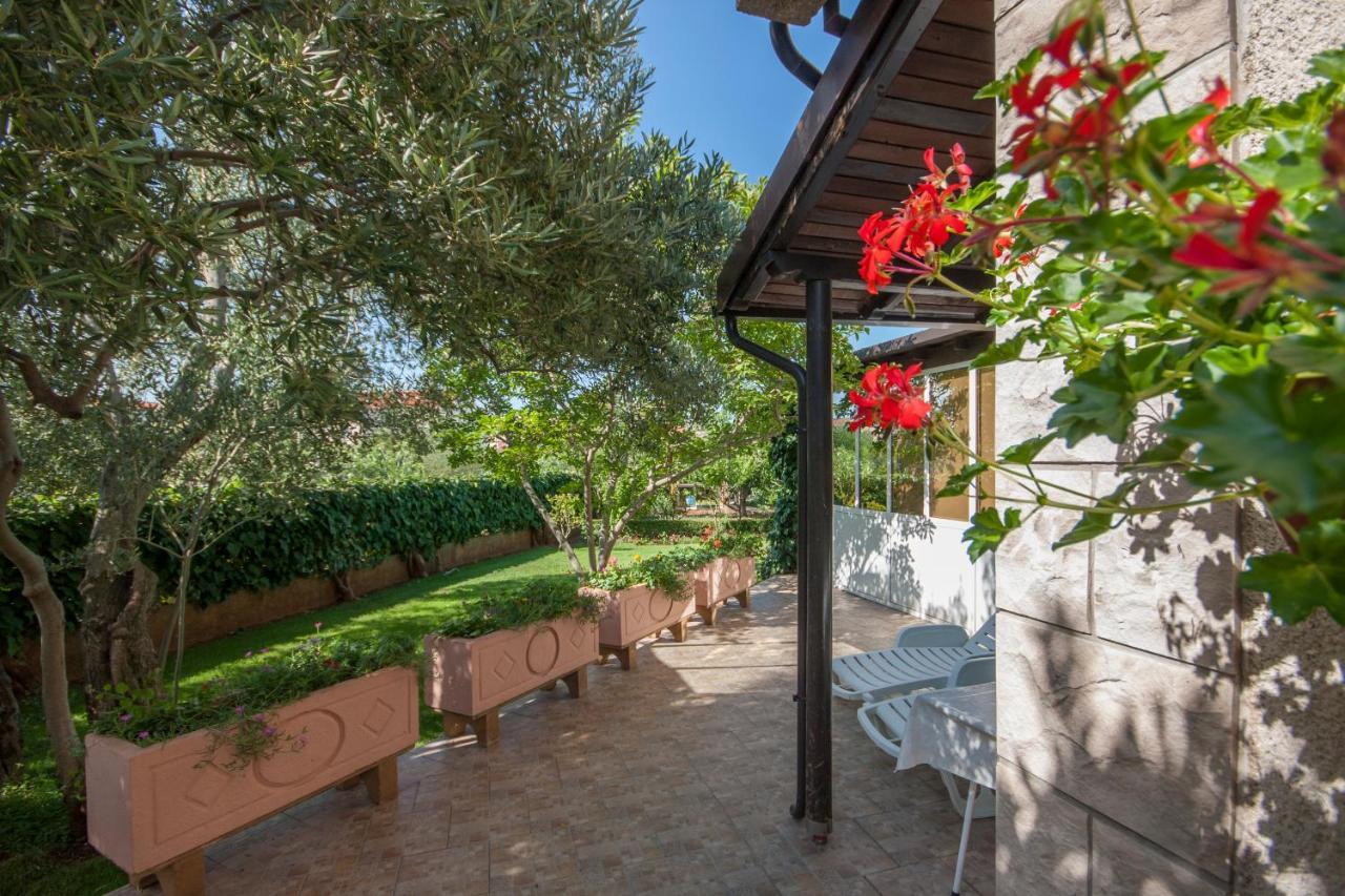 Villa Daniela Brodarica  Exterior foto